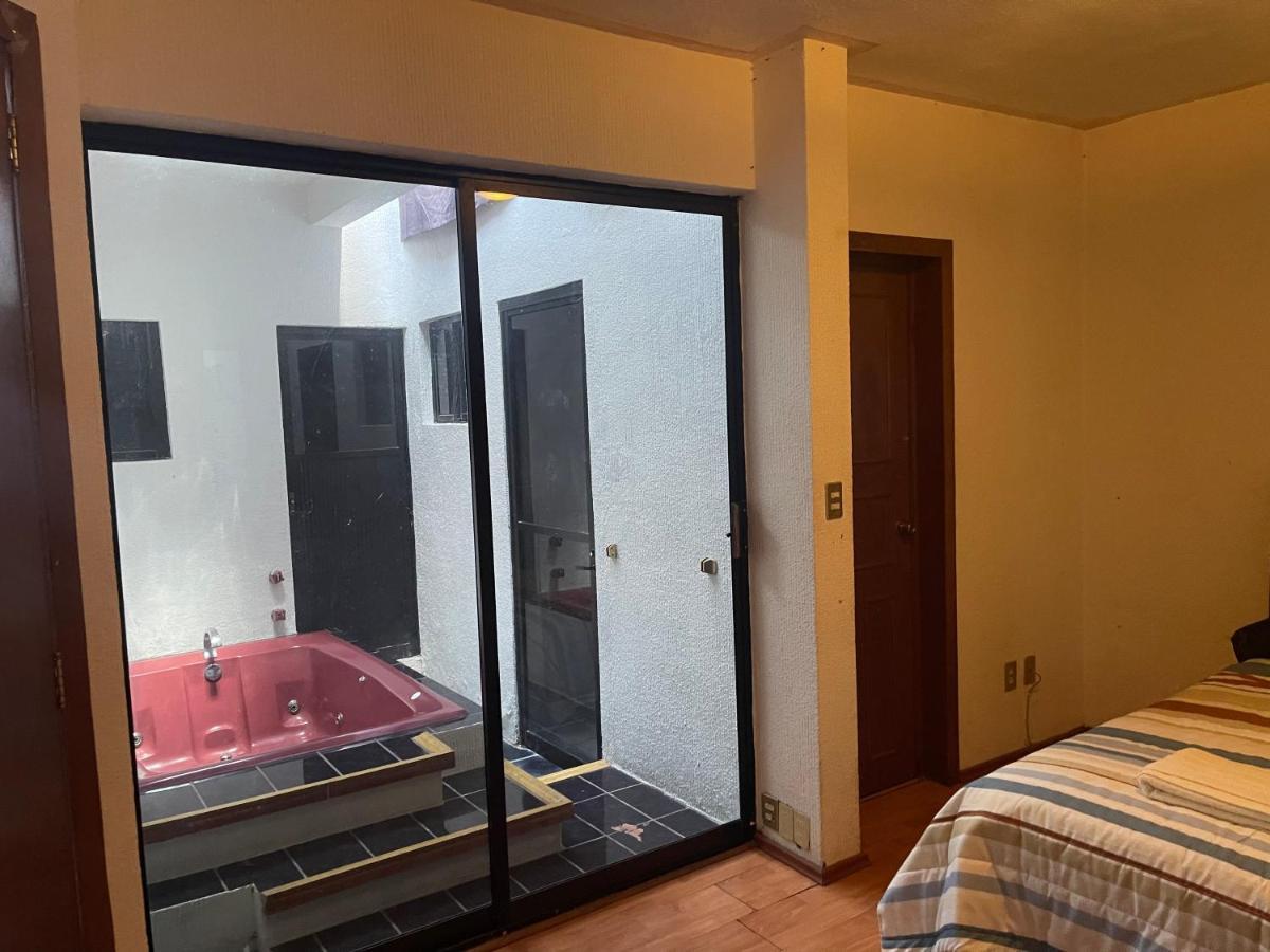 Comoda Habitacion A 10 Min Del Centro Historico De Querétaro Eksteriør billede